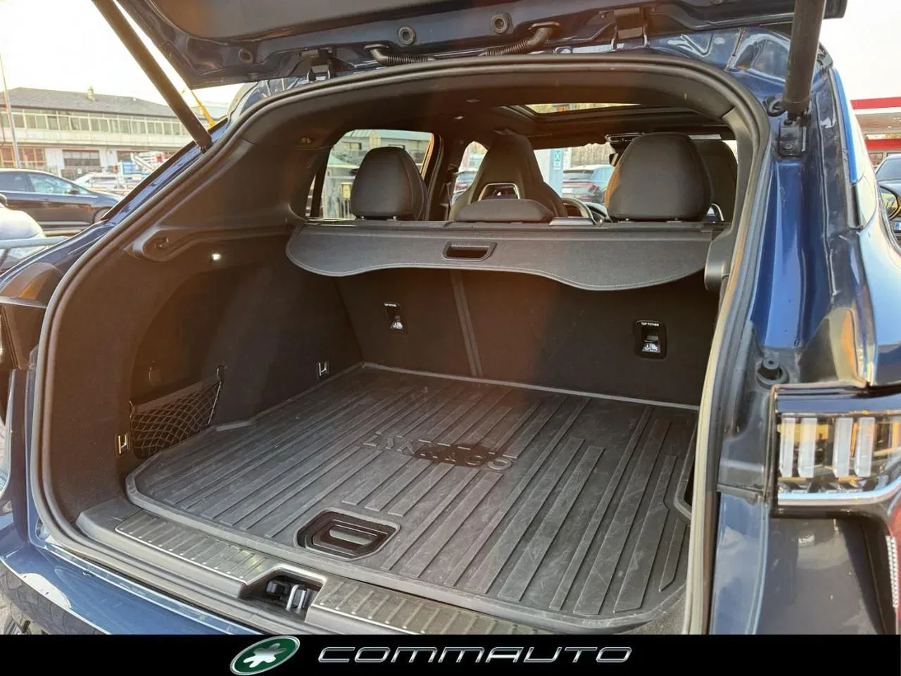 Lynk & Co 01 PHEV foto 29