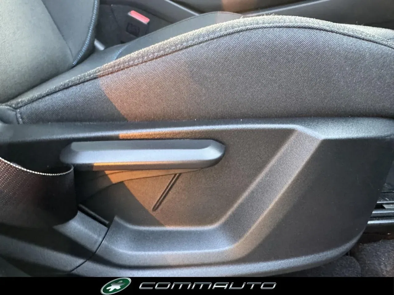 Lynk & Co 01 PHEV foto 32