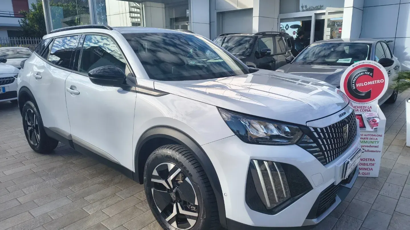 Peugeot 2008 BlueHDi 130 S&S EAT8 Allure