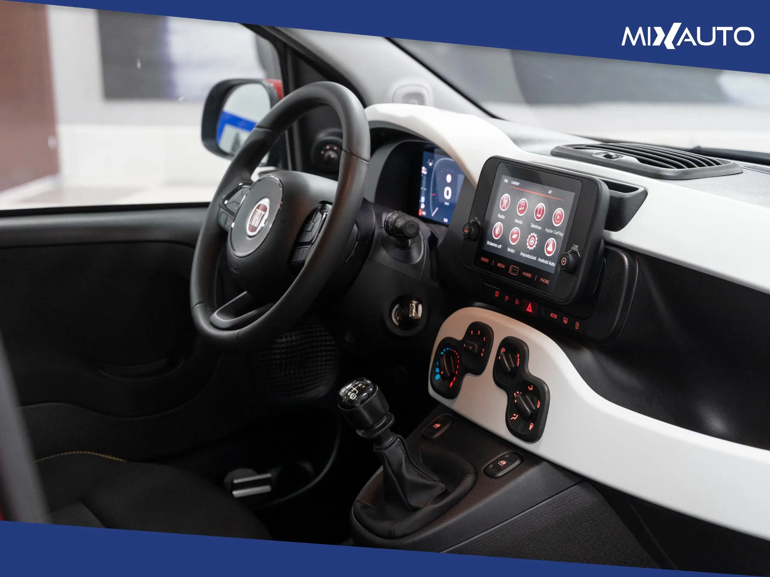 Fiat Panda Pandina Cross 1.0 Firefly Hybrid S&S 70CV foto 17