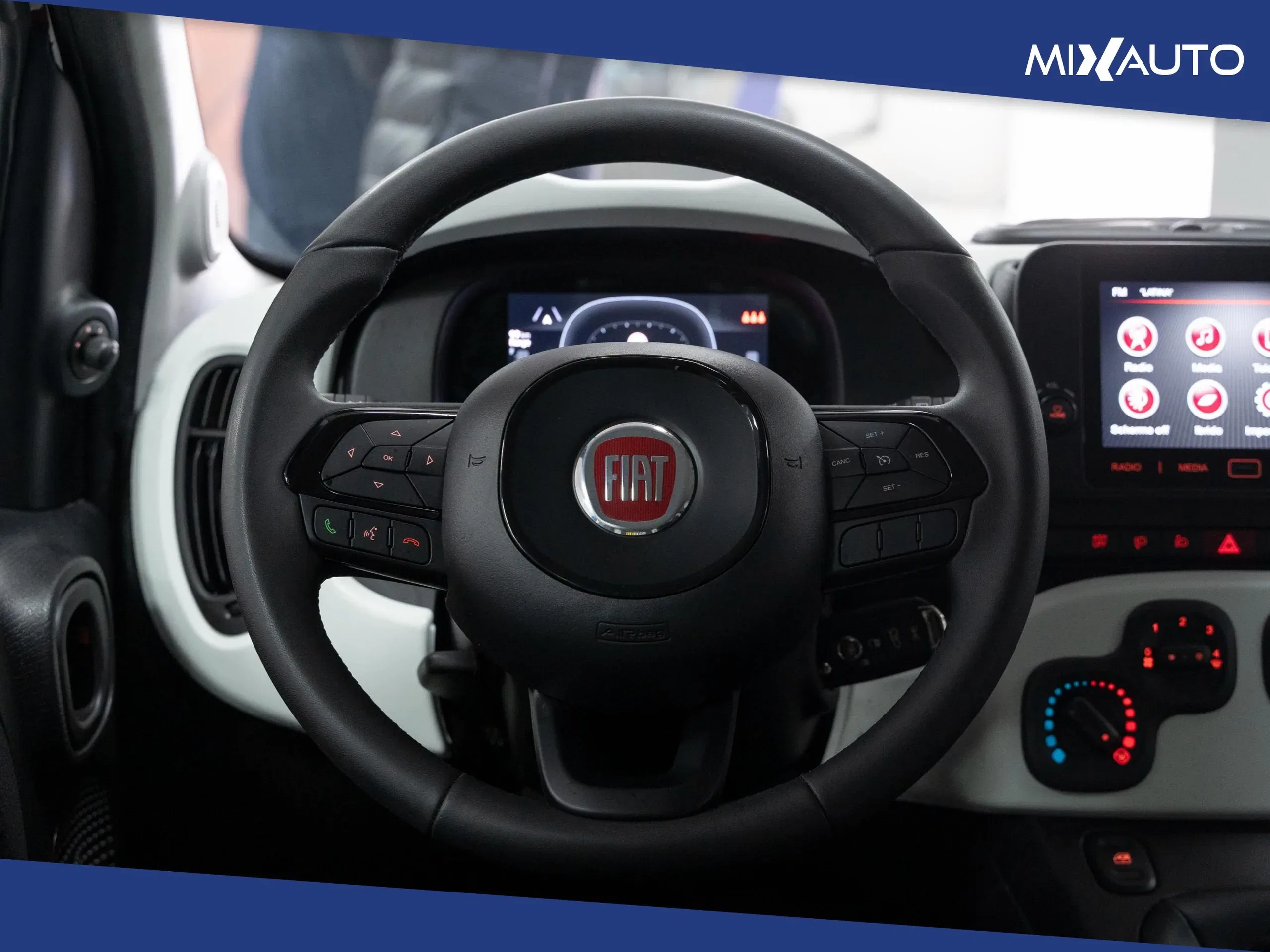 Fiat Panda Pandina Cross 1.0 Firefly Hybrid S&S 70CV foto 12