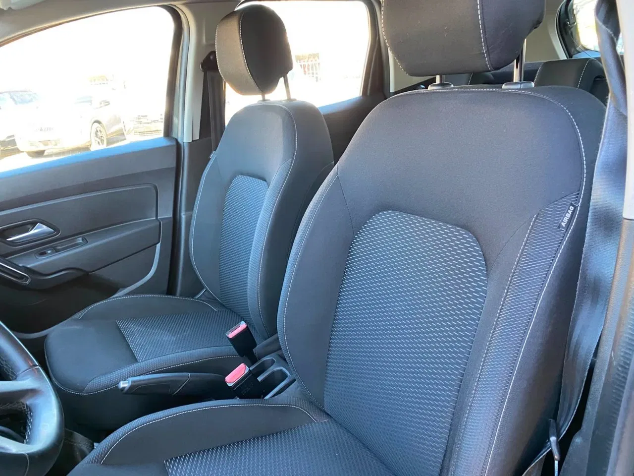 Dacia Duster 1.6 sce Comfort 4x2 s&s 115cv foto 8