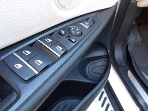 BMW X5 xdrive25d 231cv auto foto 16