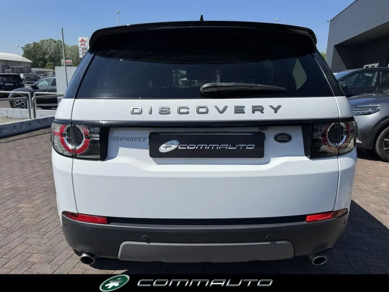 Land Rover Discovery Sport 2.0 TD4 150 CV SE foto 5