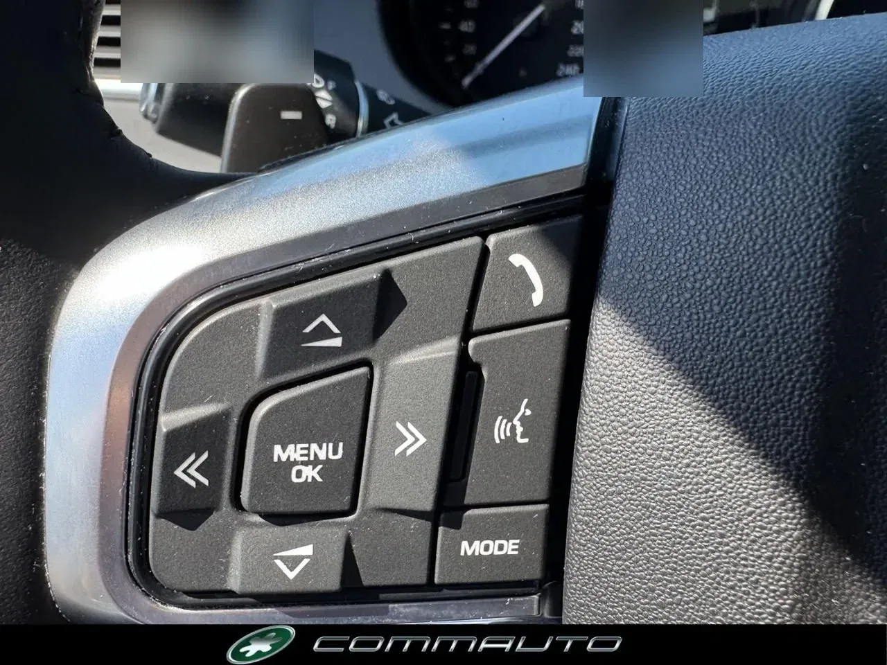 Land Rover Discovery Sport 2.0 TD4 150 CV SE foto 18