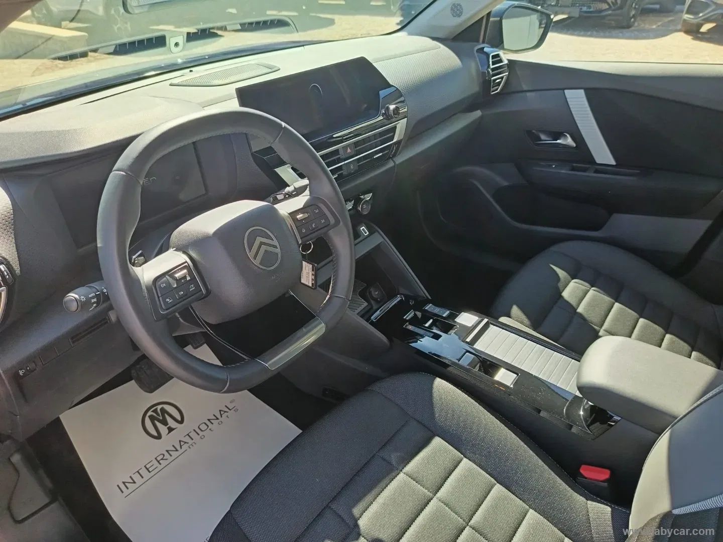 Citroen C4 Hybrid 145 e-DCS6 Plus foto 12