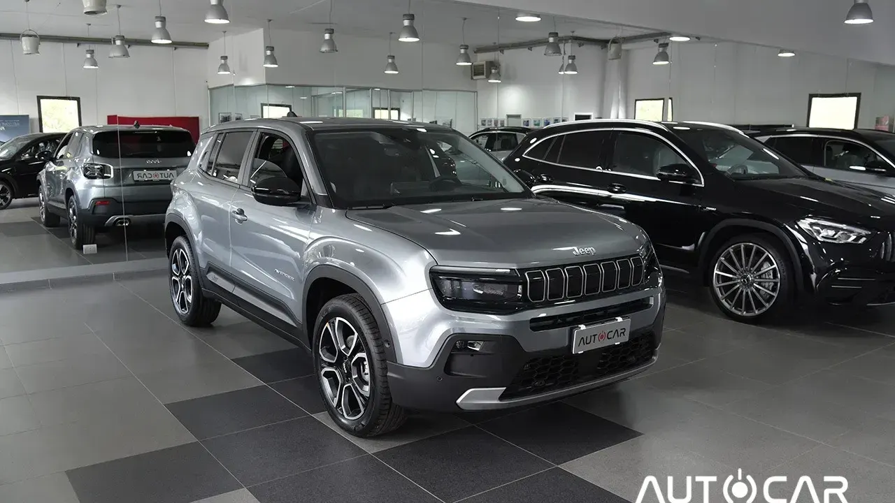 Jeep Avenger 1.2 Turbo 110CV MHEV Summit