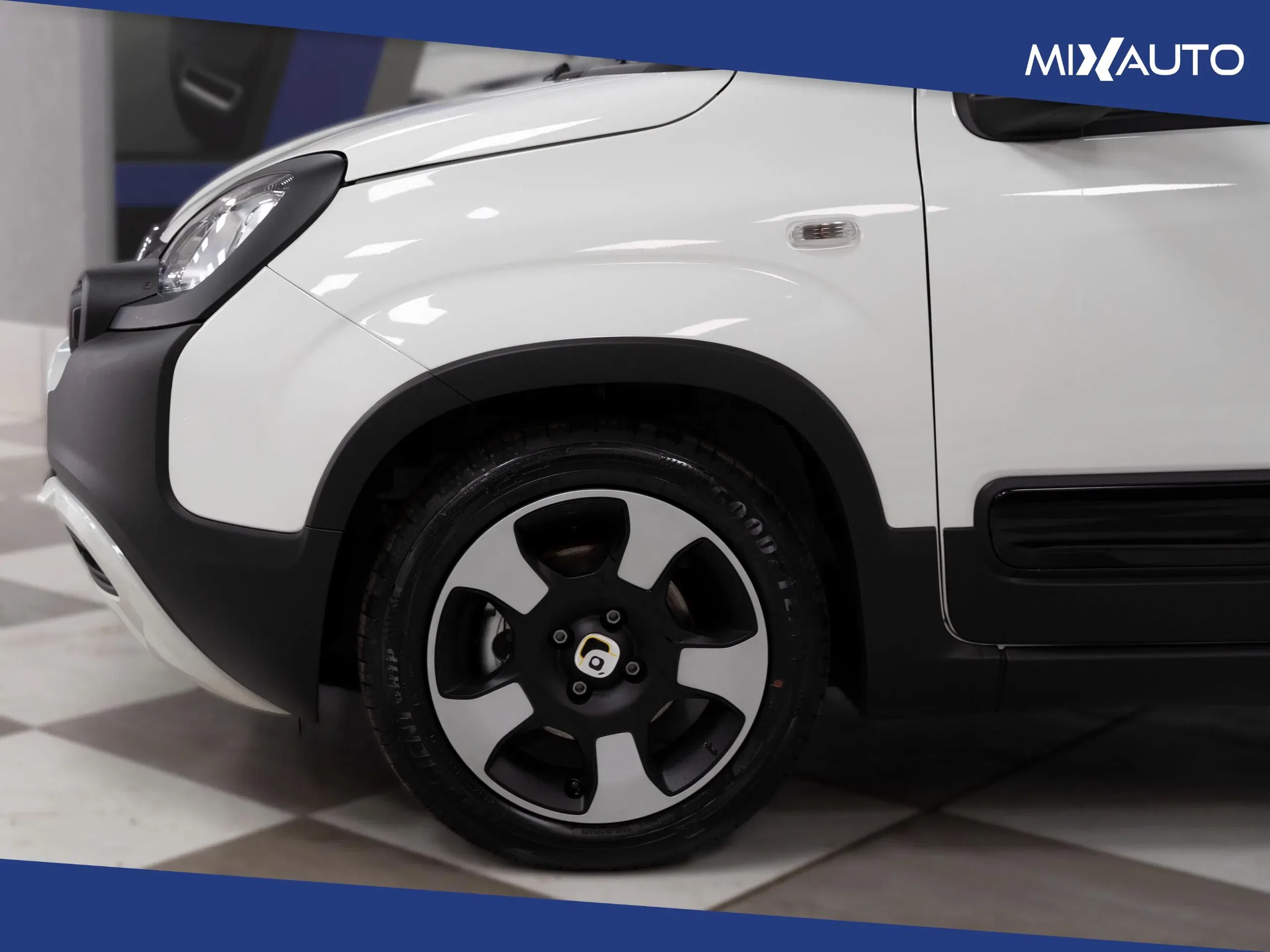 Fiat Panda Pandina Cross 1.0 Firefly Hybrid S&S 70CV foto 8