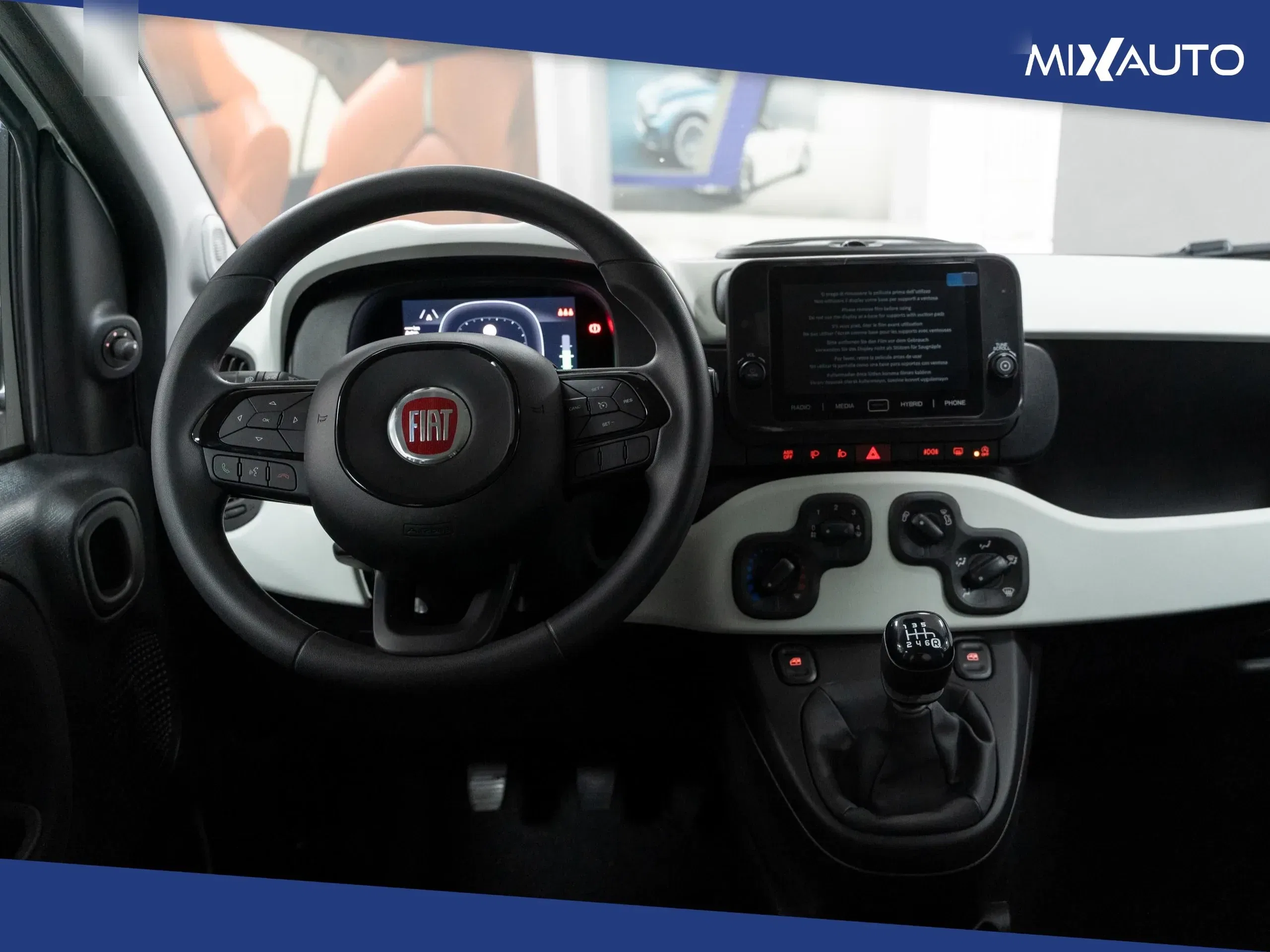 Fiat Panda Pandina Cross 1.0 Firefly Hybrid S&S 70CV foto 11