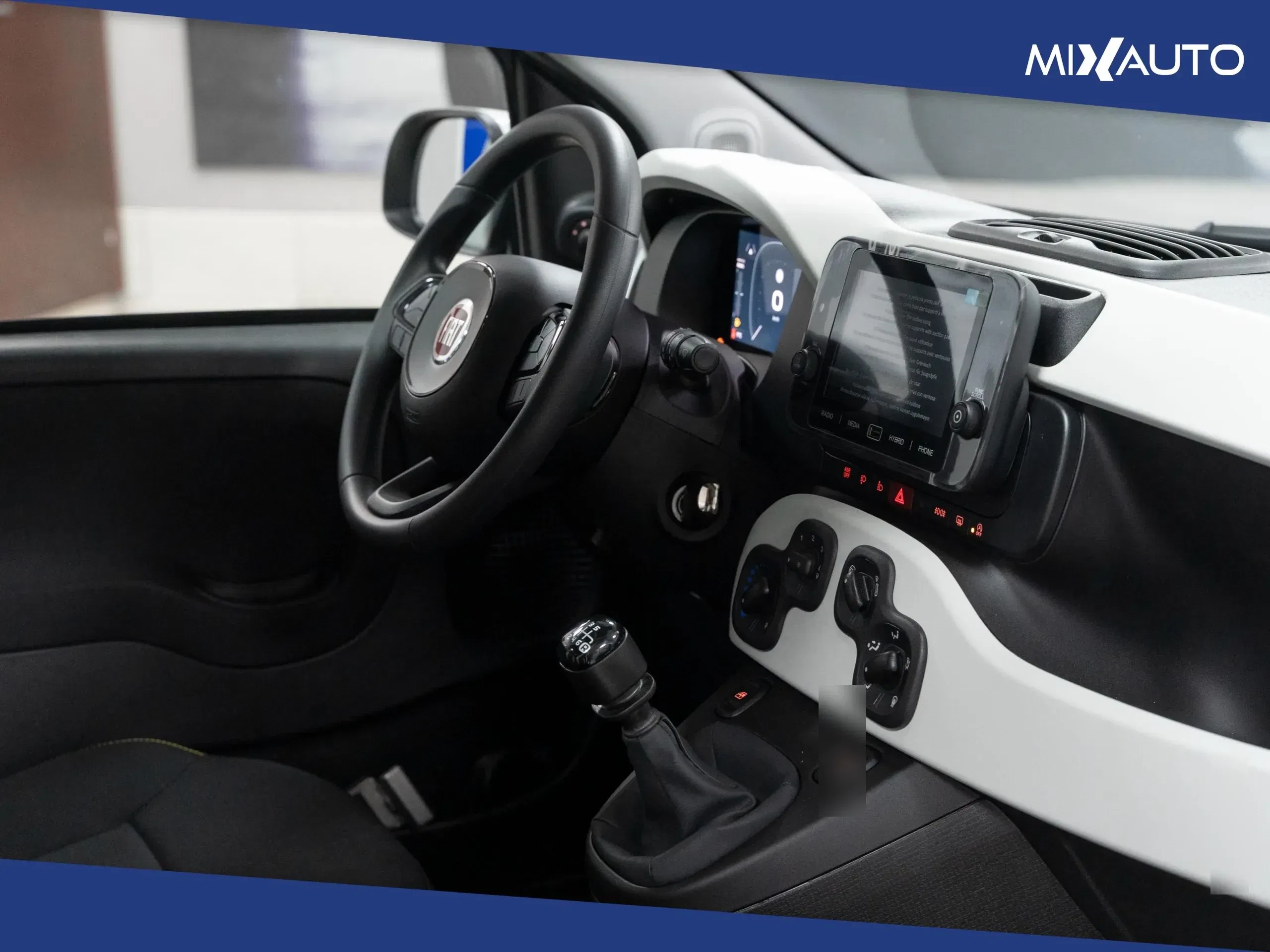 Fiat Panda Pandina Cross 1.0 Firefly Hybrid S&S 70CV foto 18
