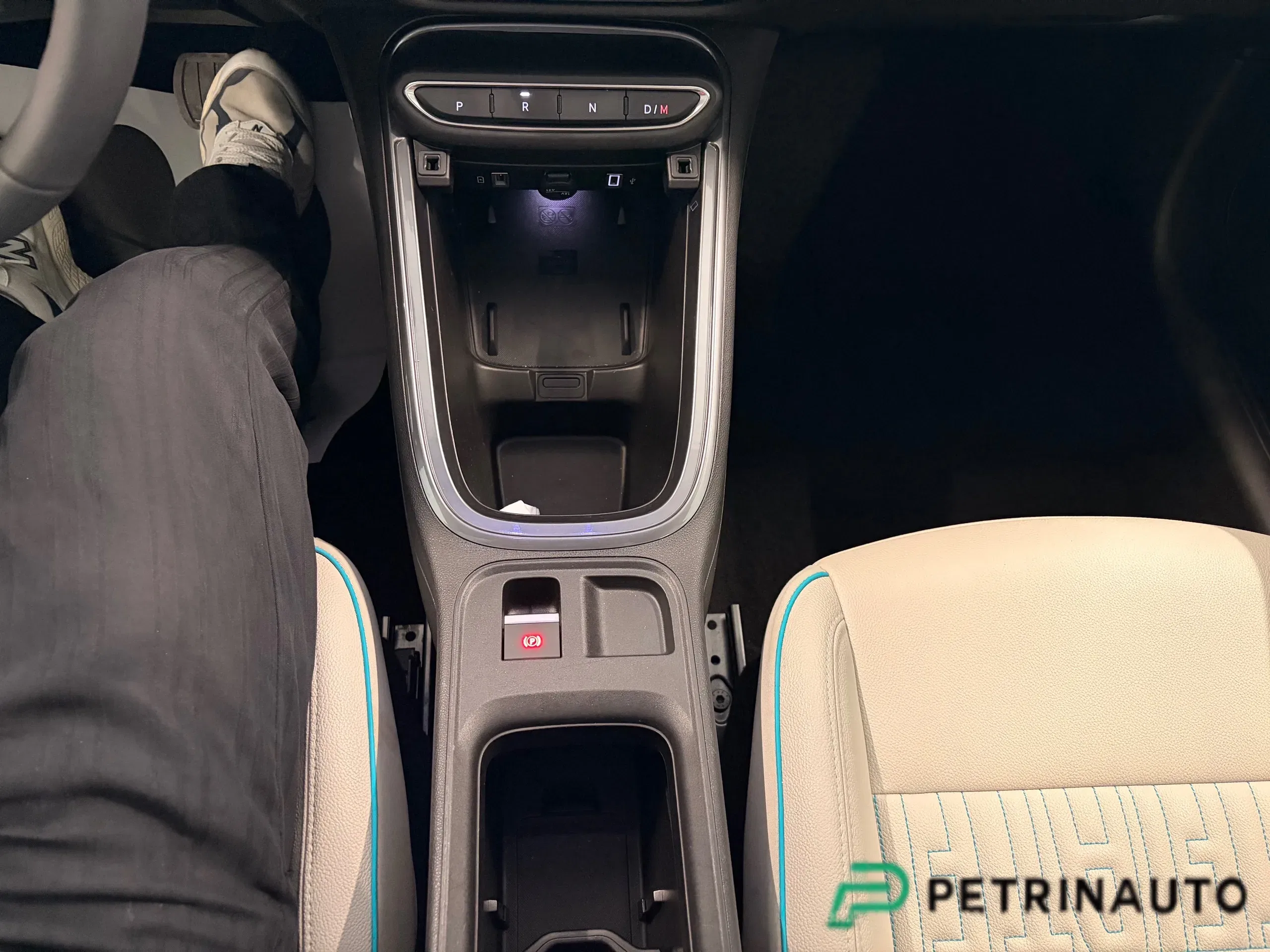 Fiat 600 1.2 hybrid La Prima 110cv auto NAZIONALE foto 18