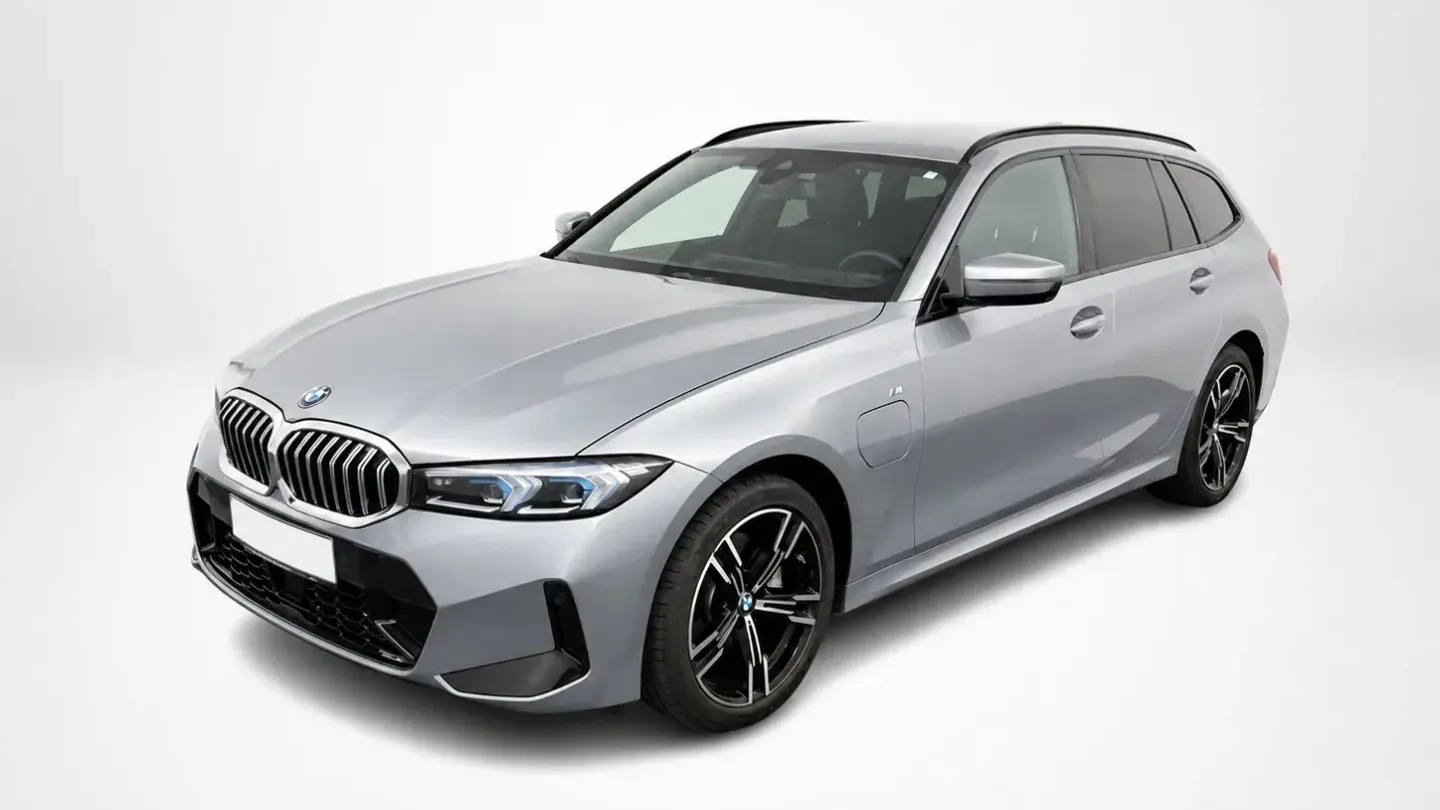 BMW 330e xDrive Touring Msport