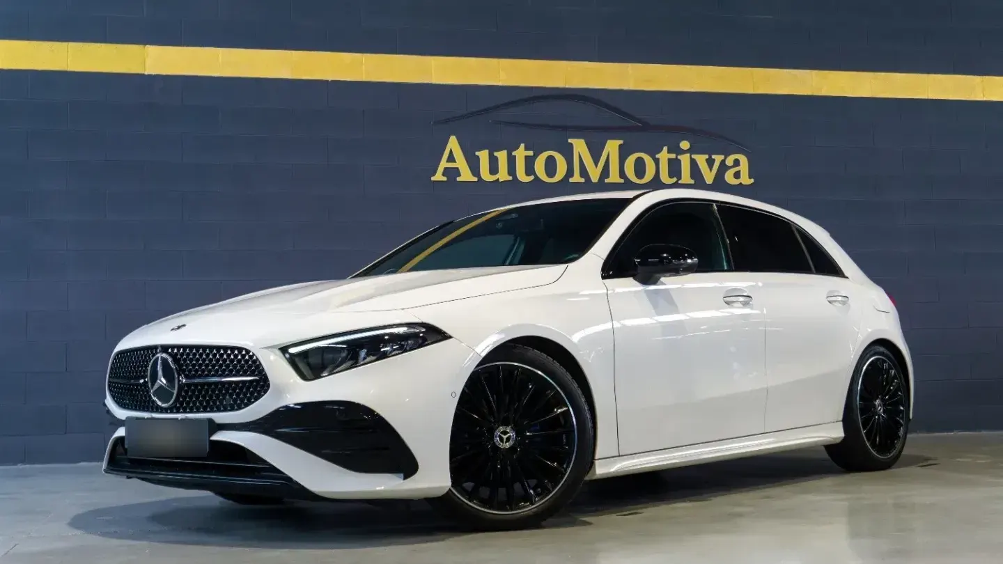 Mercedes-Benz A 200 Automatic Premium Plus AMG Line