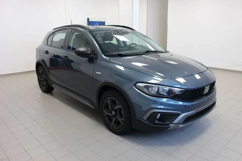 Fiat Tipo 1.3 Mjt S&S 5 porte Cross foto 3