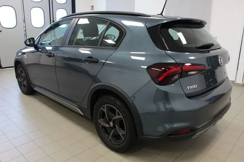 Fiat Tipo 1.3 Mjt S&S 5 porte Cross foto 6