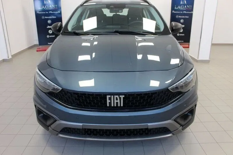 Fiat Tipo 1.3 Mjt S&S 5 porte Cross foto 2