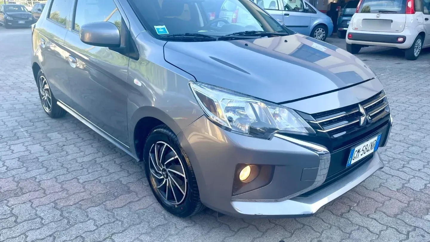 Mitsubishi Space Star 1.2 Intense SDA