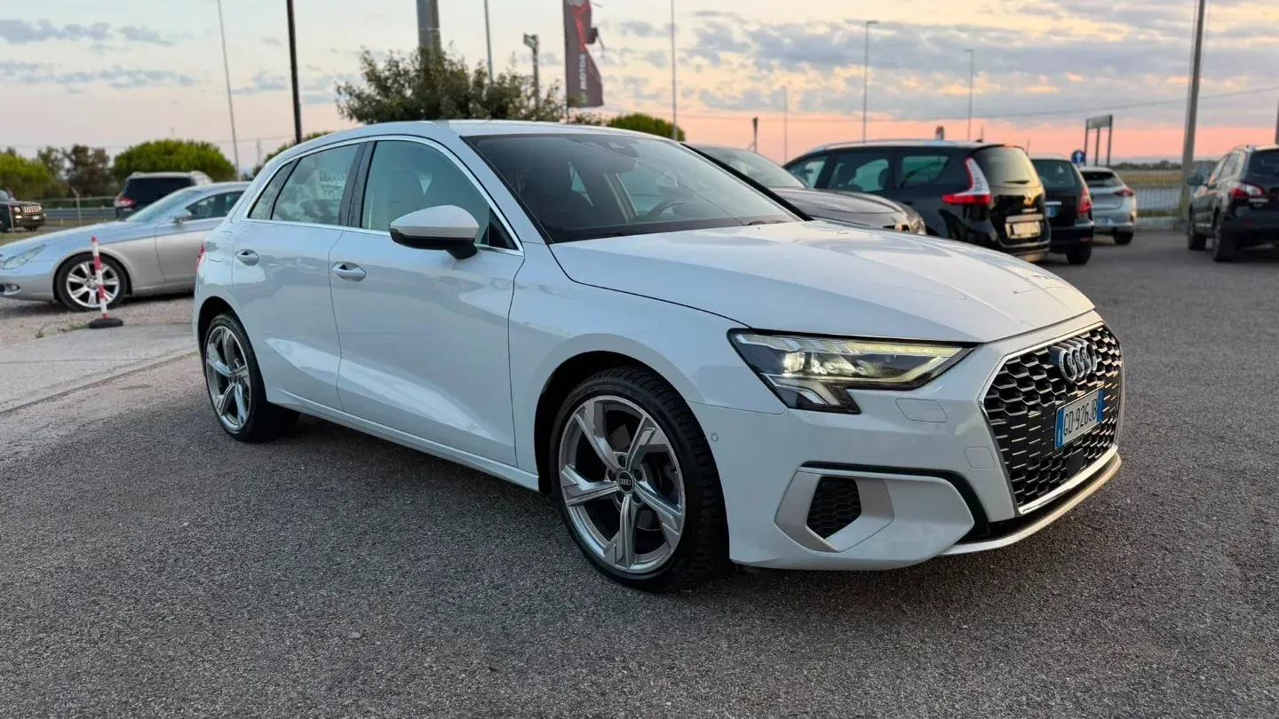 Audi A3 SPB 30 g-tron S tronic Business Adv.