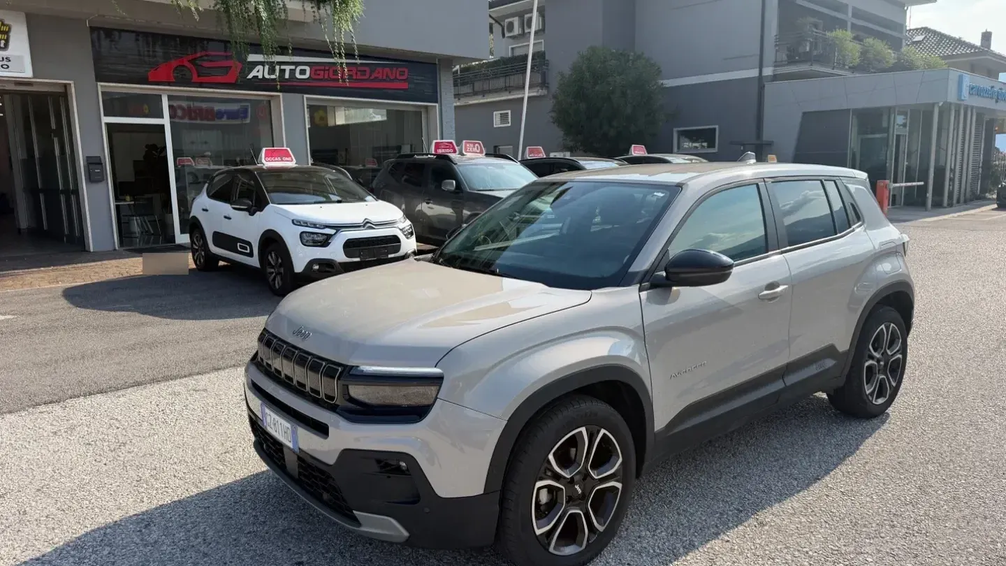 Jeep Avenger 1.2 Turbo Summit COMPRENDE SUMMIT PACK + VERNICE STONE