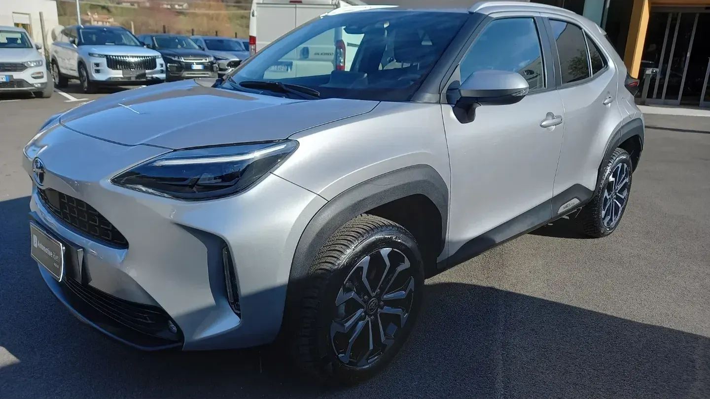 Toyota Yaris Cross 1.5 Hyb. 5p. E-CVT AWD Trend