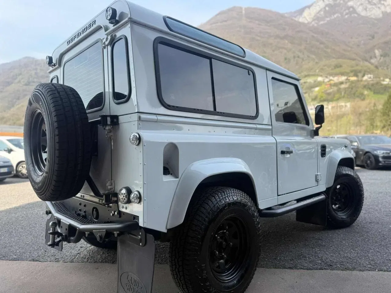 Land Rover Defender 2.2 TD4 Hard Top N1 foto 8