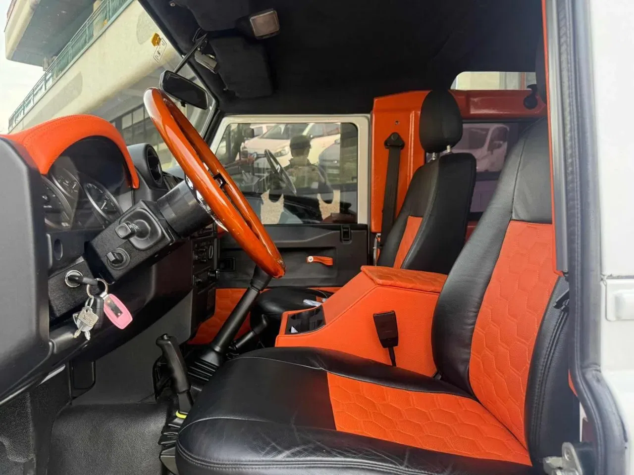 Land Rover Defender 2.2 TD4 Hard Top N1 foto 10