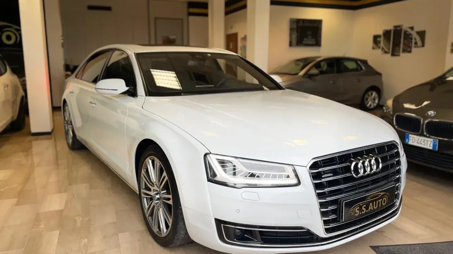 Audi A8 L 4.2 V8 TDI 385CV quattro tip. VETTURA IMPECCABILE ED INTROVABILE!!