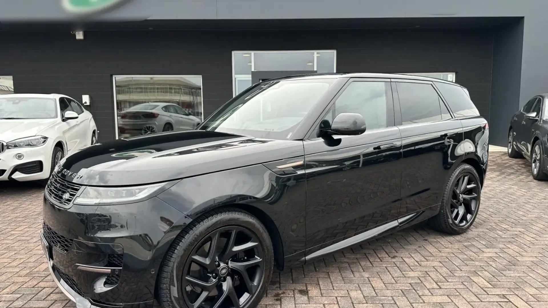 Land Rover Range Rover Sport 3.0D l6 300 CV Dynamic HSE