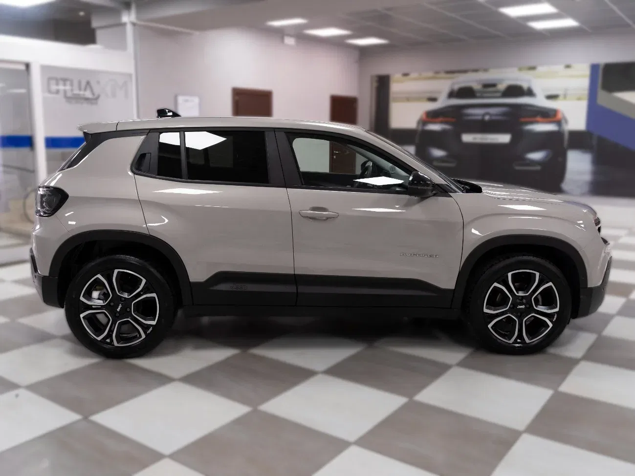 Jeep Avenger 1.2 Turbo Summit FWD 100CV foto 6