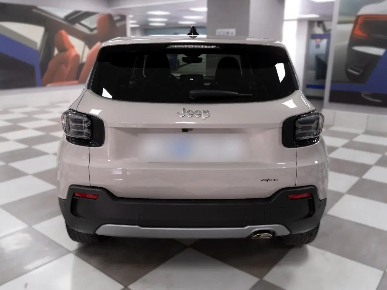 Jeep Avenger 1.2 Turbo Summit FWD 100CV foto 4