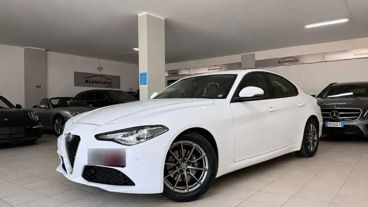 Alfa Romeo Giulia 2.2 TD 180 CV AT8 Bus.Sp.Laun.Ed.