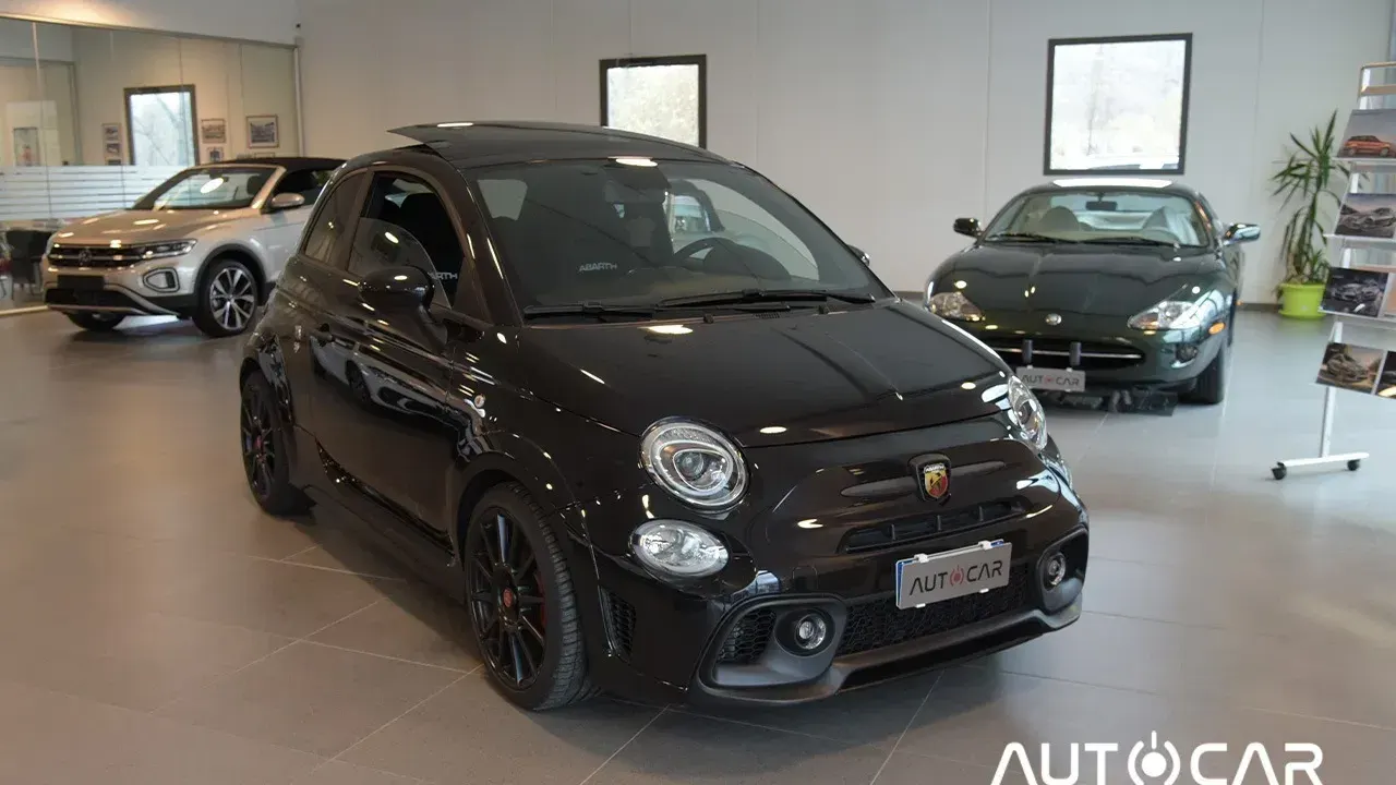 Abarth 595 1.4 Turbo T-Jet 180 CV Competizione