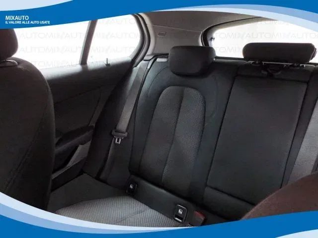 BMW 116 d 5 Porte Business Advantage AUT EU6 foto 13