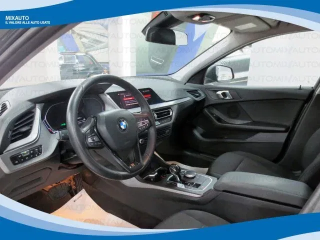 BMW 116 d 5 Porte Business Advantage AUT EU6 foto 3