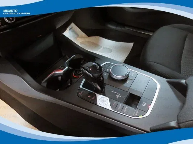 BMW 116 d 5 Porte Business Advantage AUT EU6 foto 7