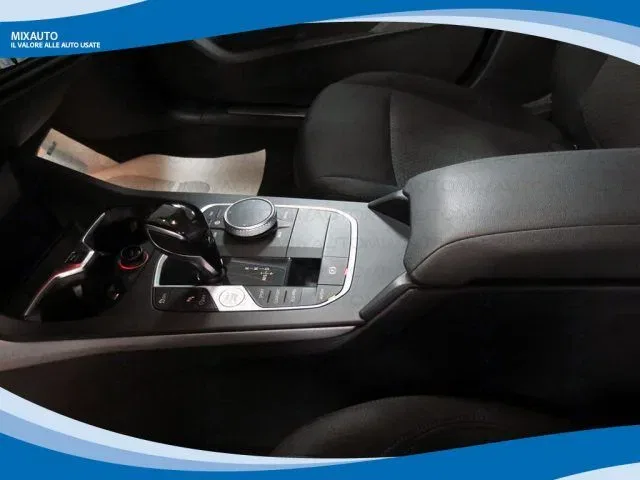 BMW 116 d 5 Porte Business Advantage AUT EU6 foto 11