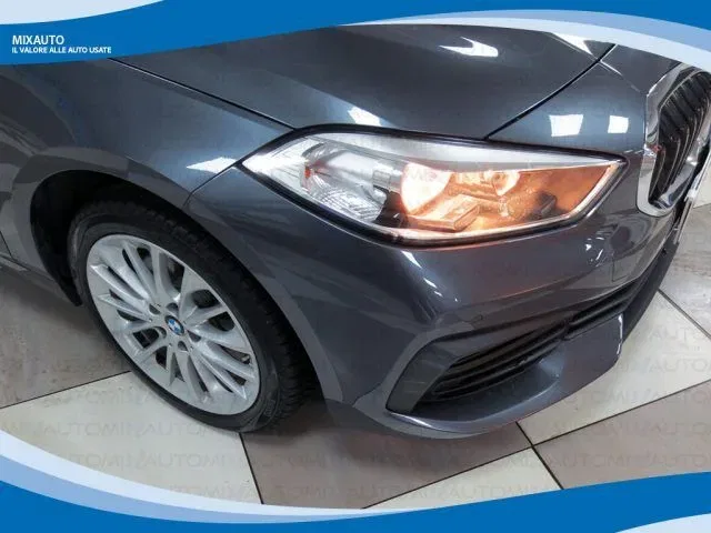 BMW 116 d 5 Porte Business Advantage AUT EU6 foto 14