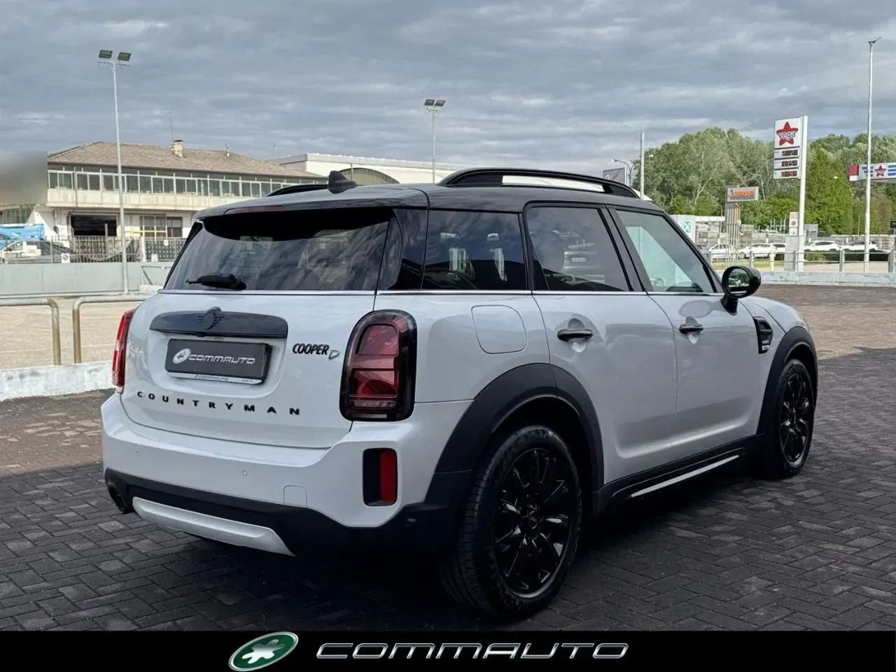 MINI Cooper Countryman 2.0 Cooper D Classic Countryman foto 4