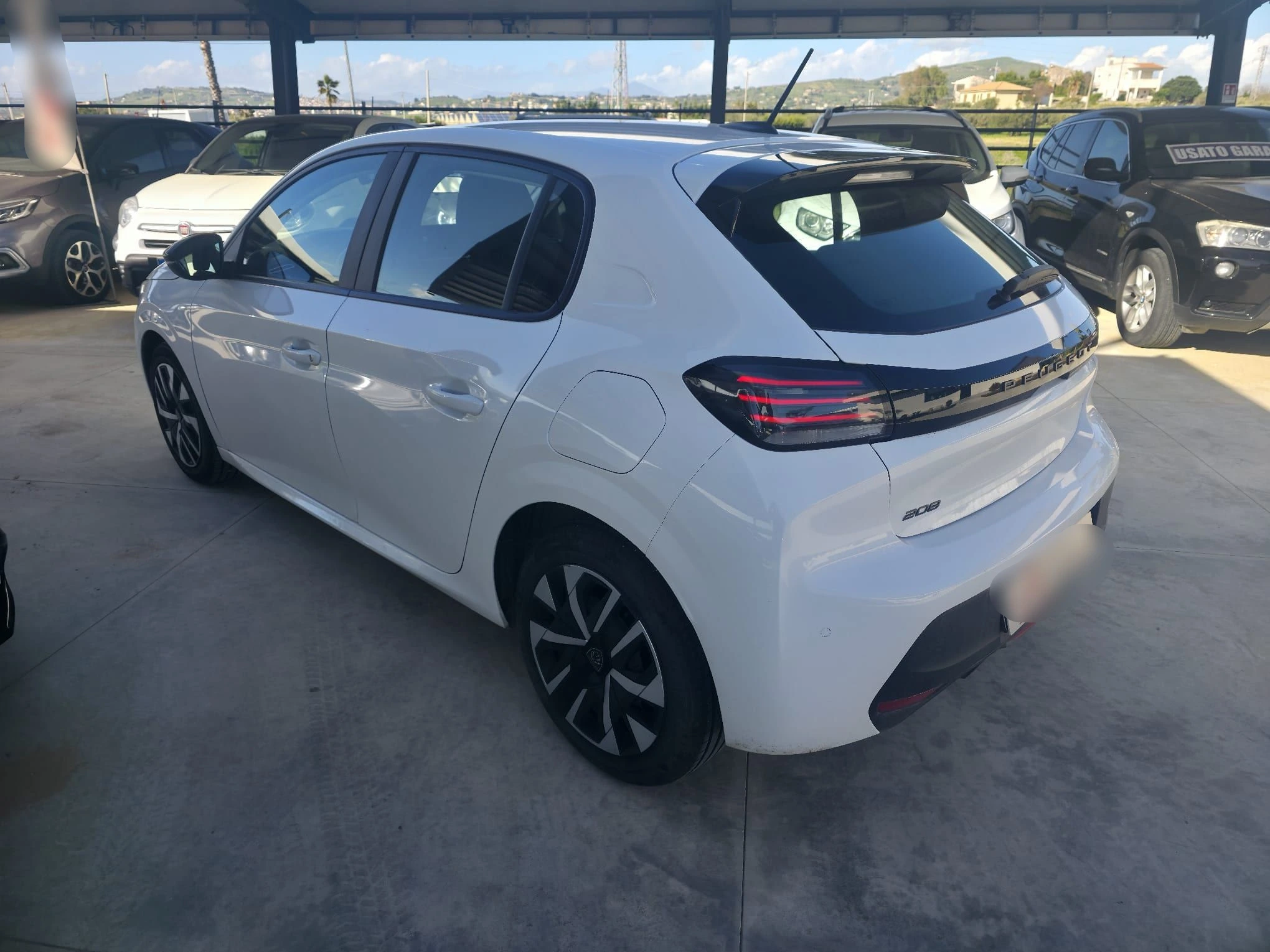 PEUGEUT 208 1,2 BENZINA foto 6