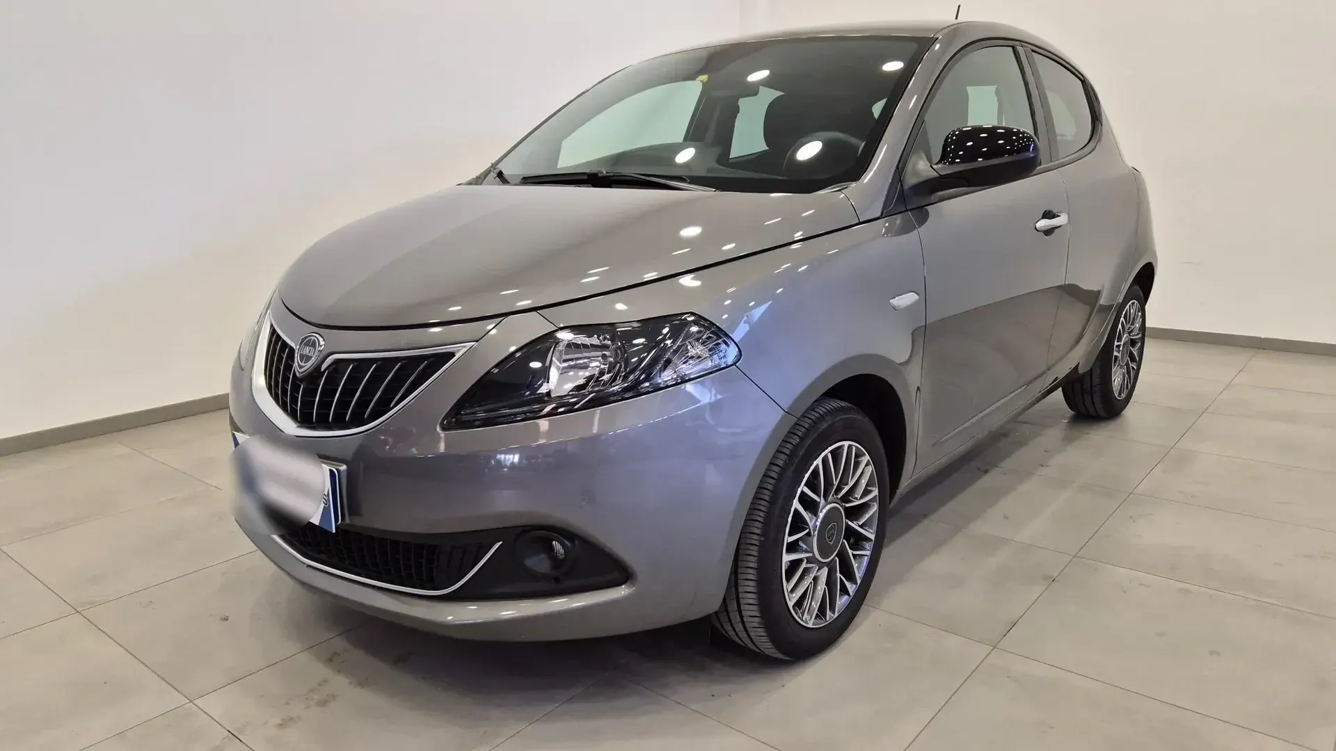 Lancia Ypsilon 1.0 hybrid Silver !! PREZZO REALE !! - NEOPATENTATI - Sens. Park. - Clima