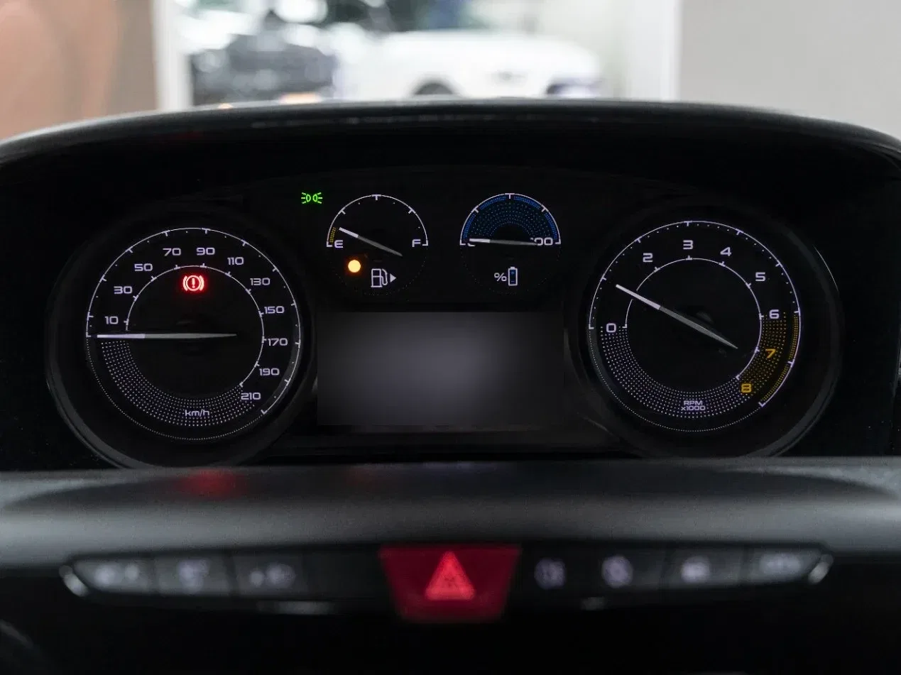 Lancia Ypsilon 1.0 Firefly Hybrid Silver 70CV 5 Porte foto 15