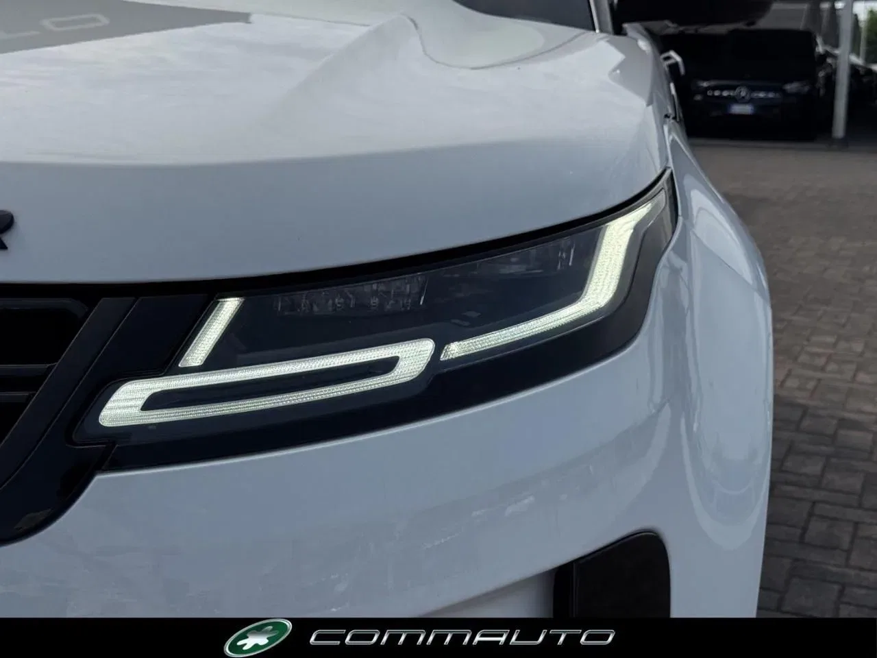 Land Rover Range Rover Evoque 2.0D I4 180 CV AWD Auto SE foto 9