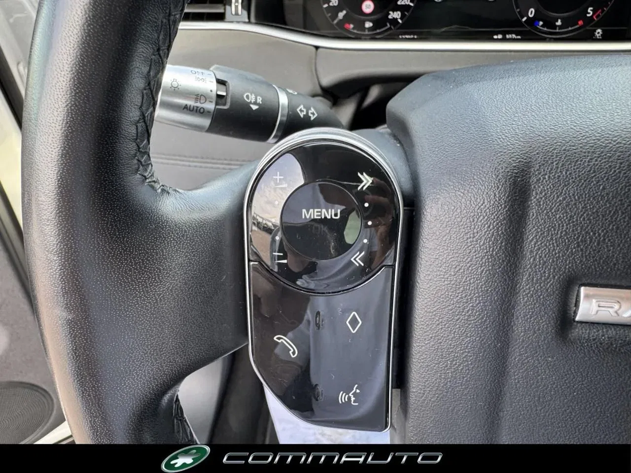Land Rover Range Rover Evoque 2.0D I4 180 CV AWD Auto SE foto 18
