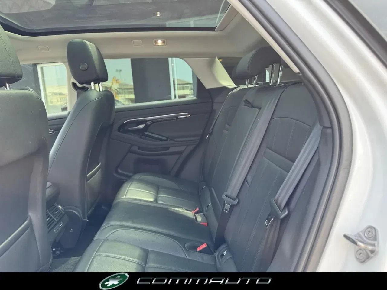 Land Rover Range Rover Evoque 2.0D I4 180 CV AWD Auto SE foto 25