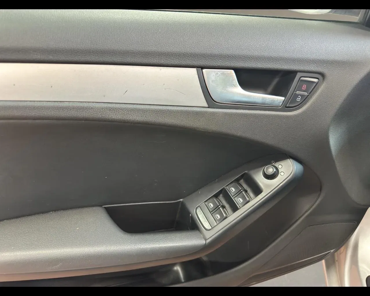 Audi A4 2.0 16V TDI Avant foto 12