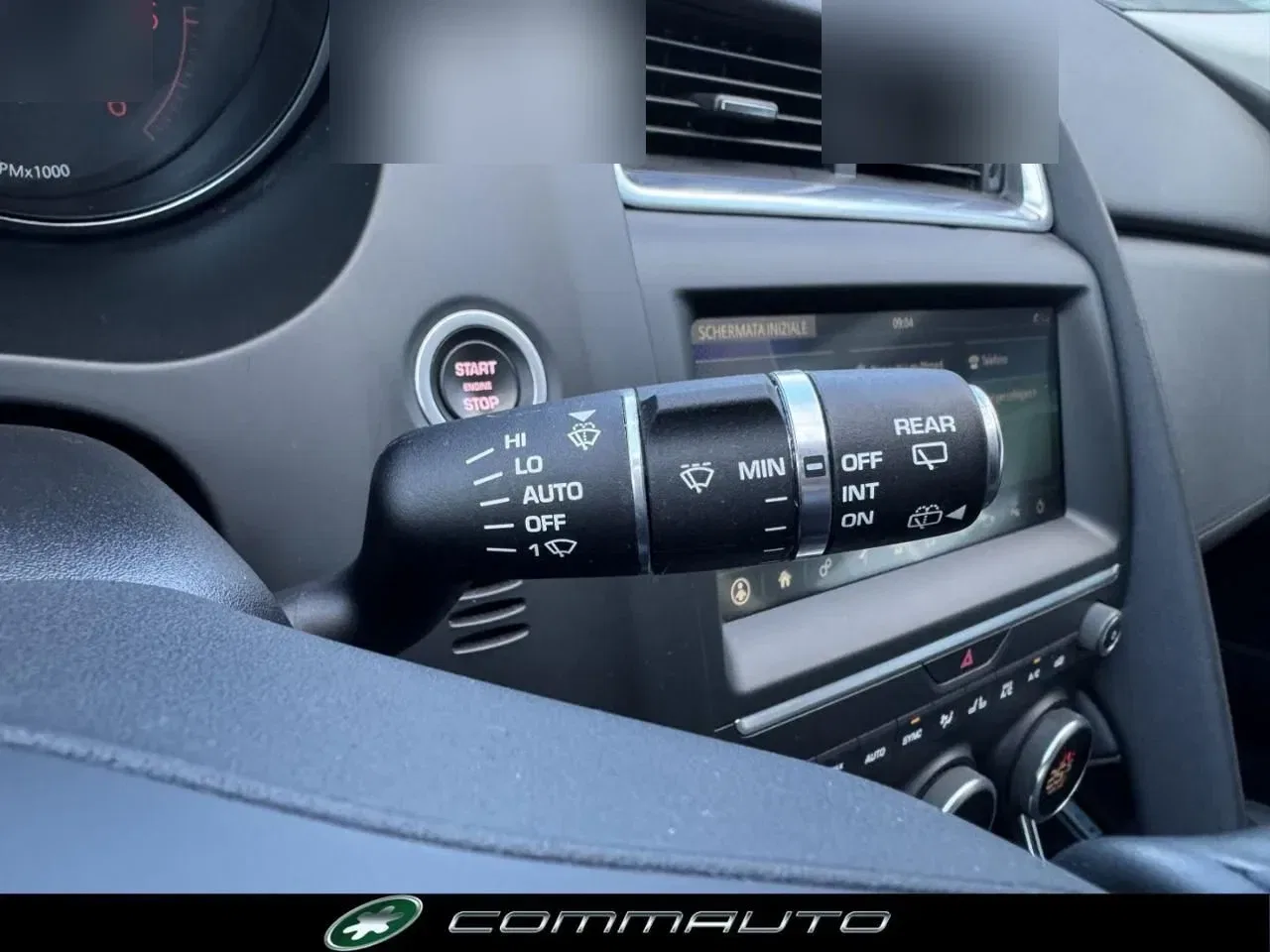 Jaguar E-Pace 2.0D 150 CV AWD aut. R-Dynamic S foto 19