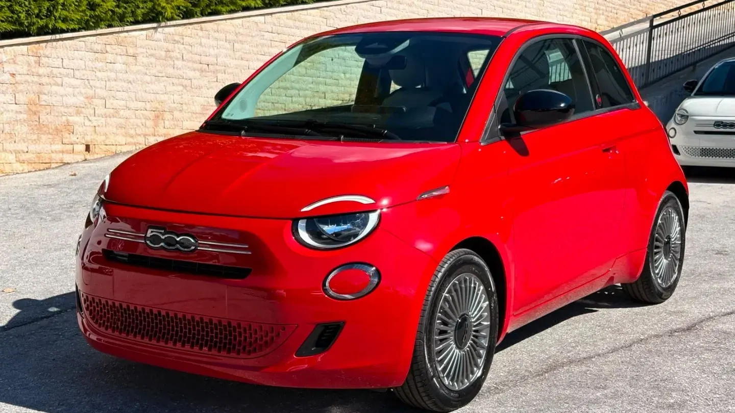 Fiat 500 Berlina Hybrid Icon