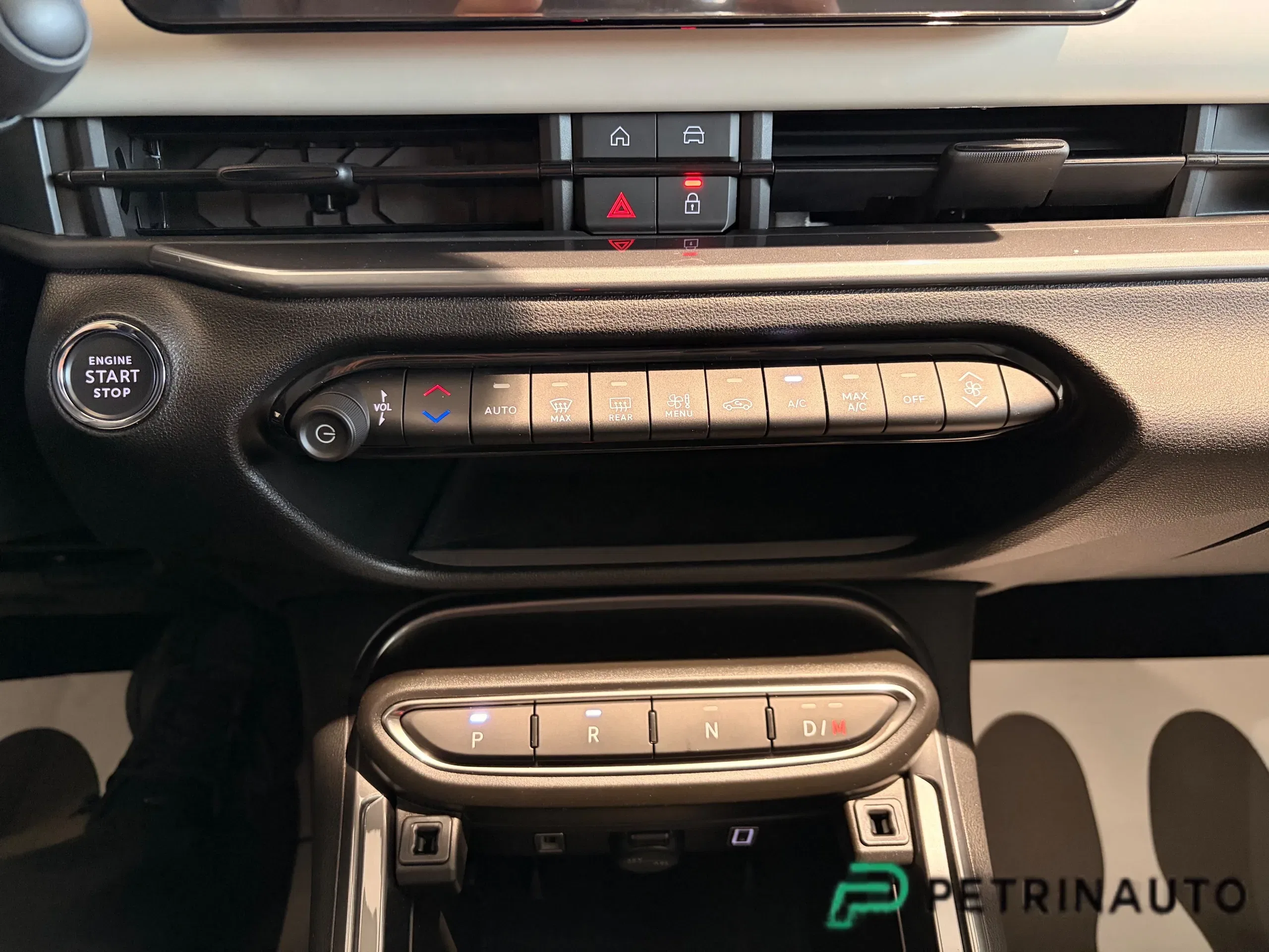 Fiat 600 1.2 hybrid La Prima 110cv auto Km.0 NAZIONALE foto 18