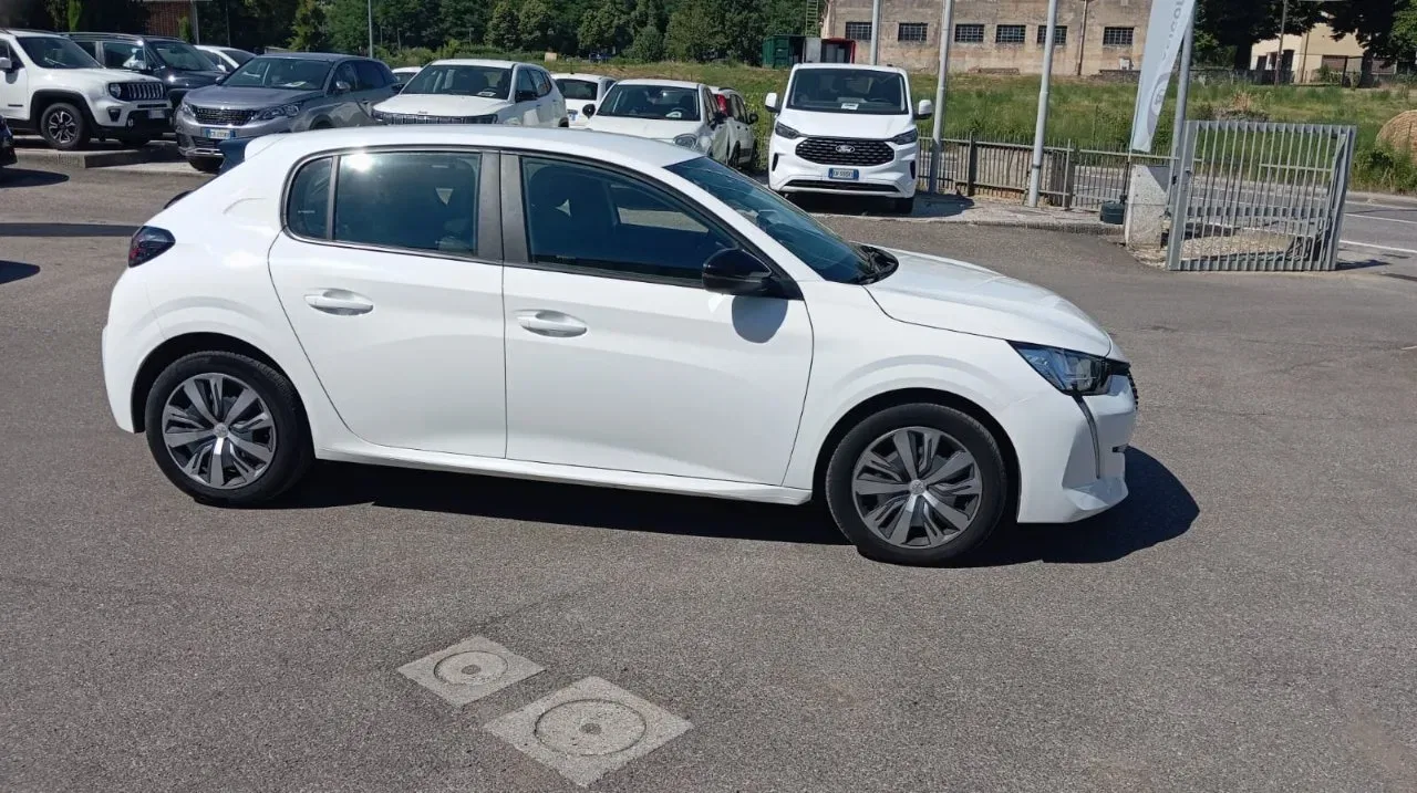 Peugeot 208 5 Porte 208 1.5 bluehdi Active Pack s&s 100cv foto 4