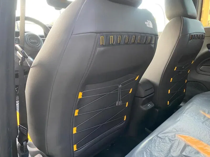 Jeep Avenger 1.2 turbo e-hybrid mhev The North Face 4xe 145cv edct6 foto 21